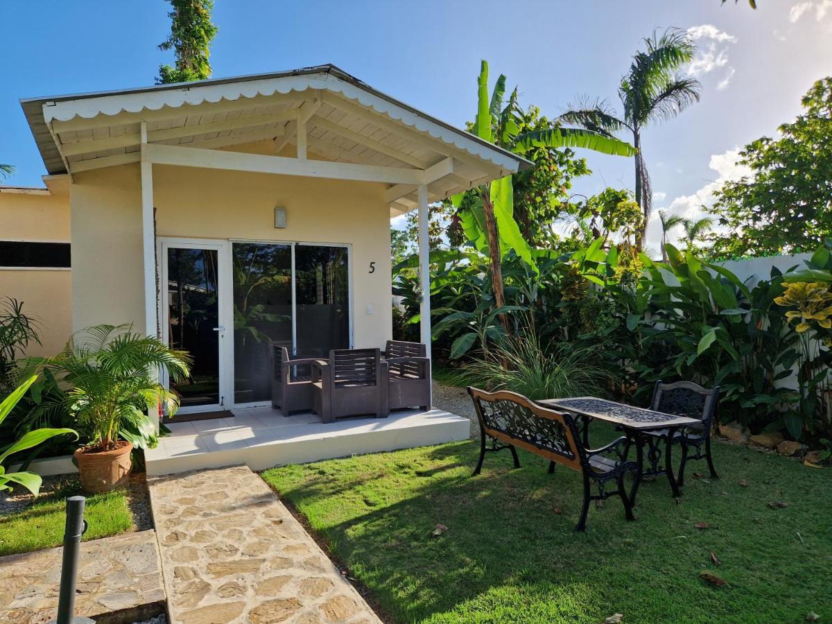 Hotel Enjoy Las Terrenas Exterior photo