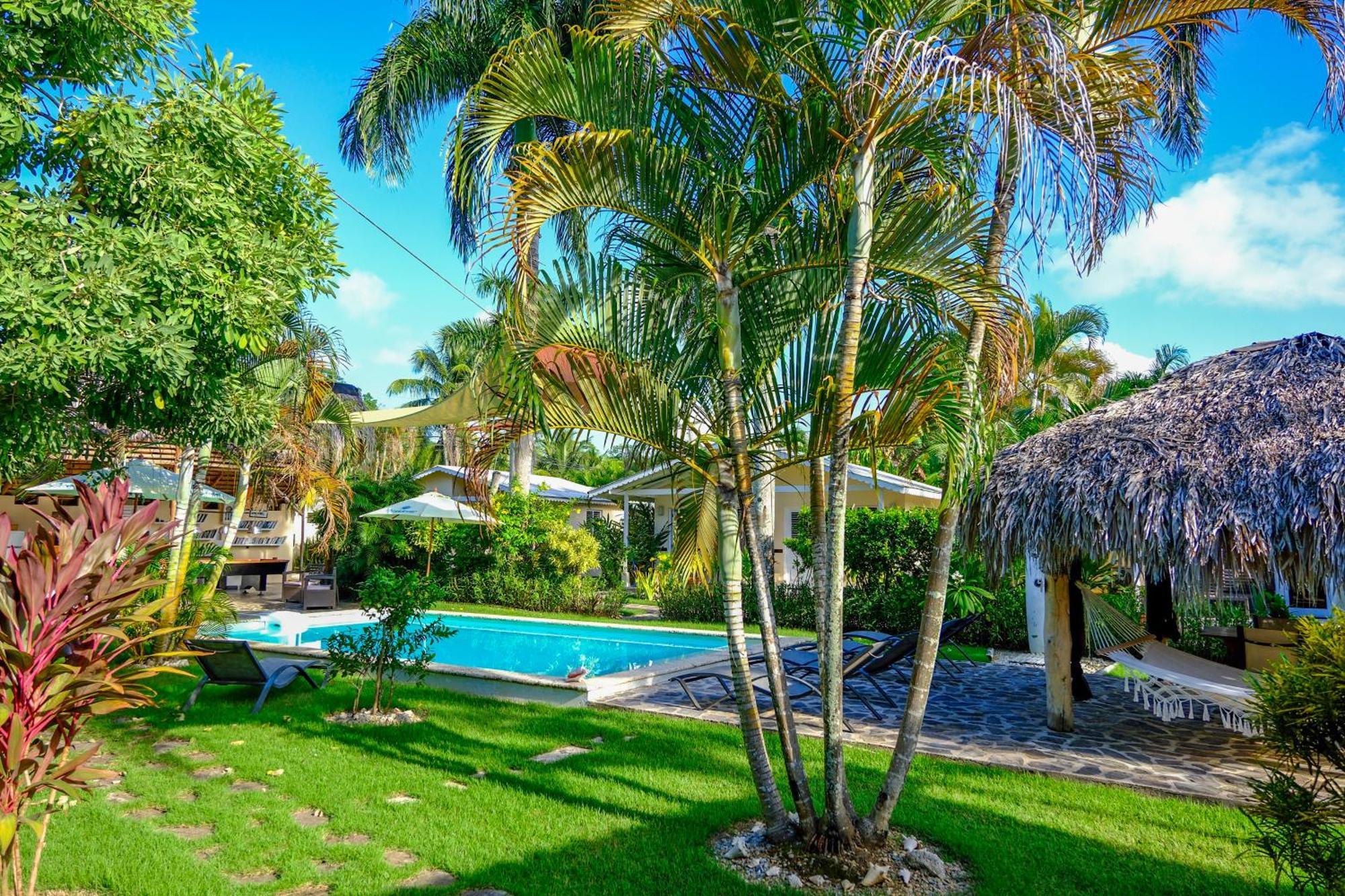 Hotel Enjoy Las Terrenas Exterior photo