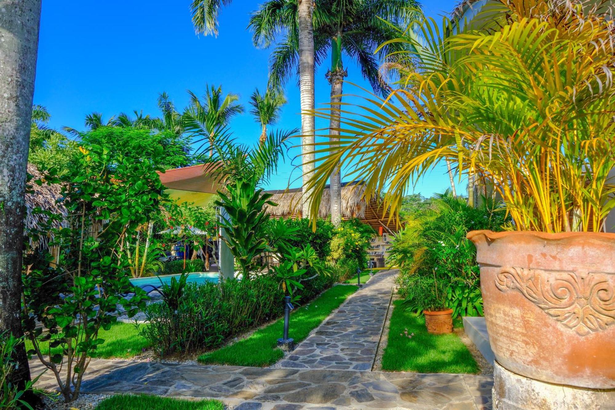 Hotel Enjoy Las Terrenas Exterior photo