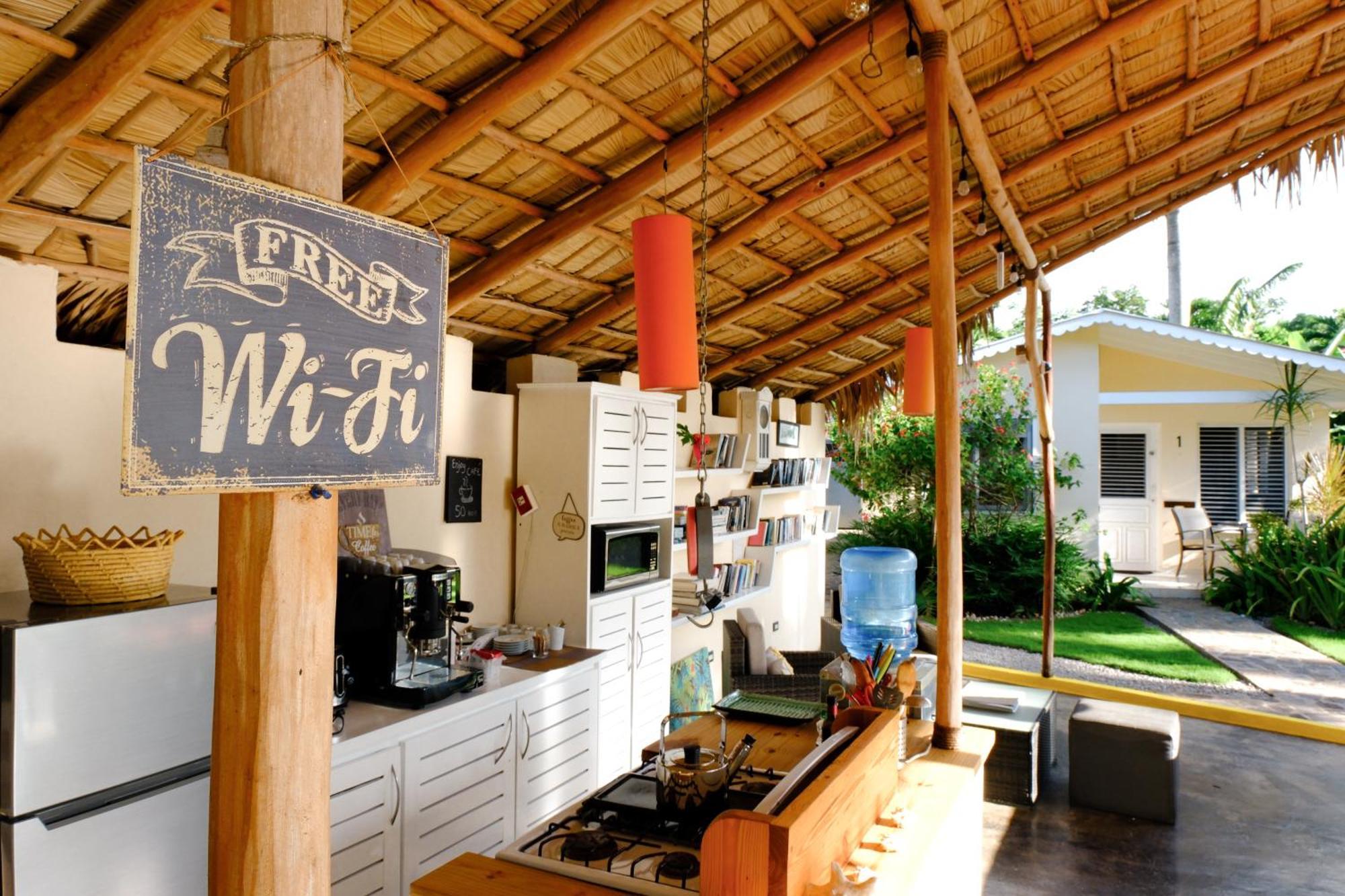 Hotel Enjoy Las Terrenas Exterior photo